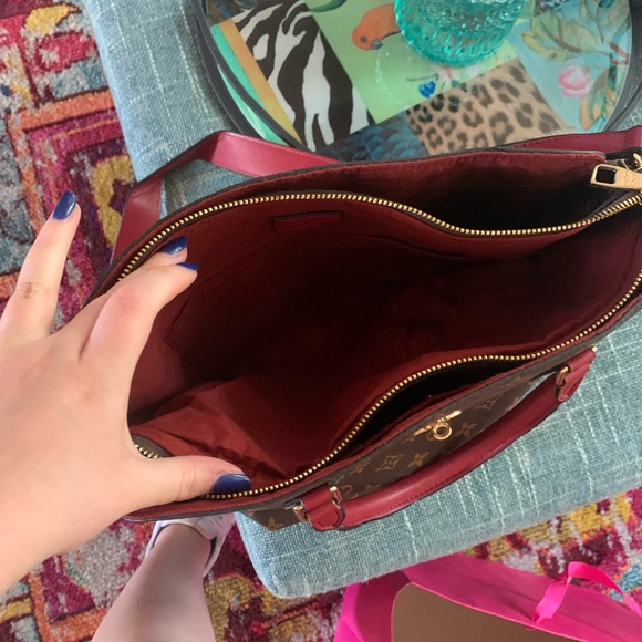 Louis Vuitton Large handbag, long and short red leather straps - Picture 6 of 6